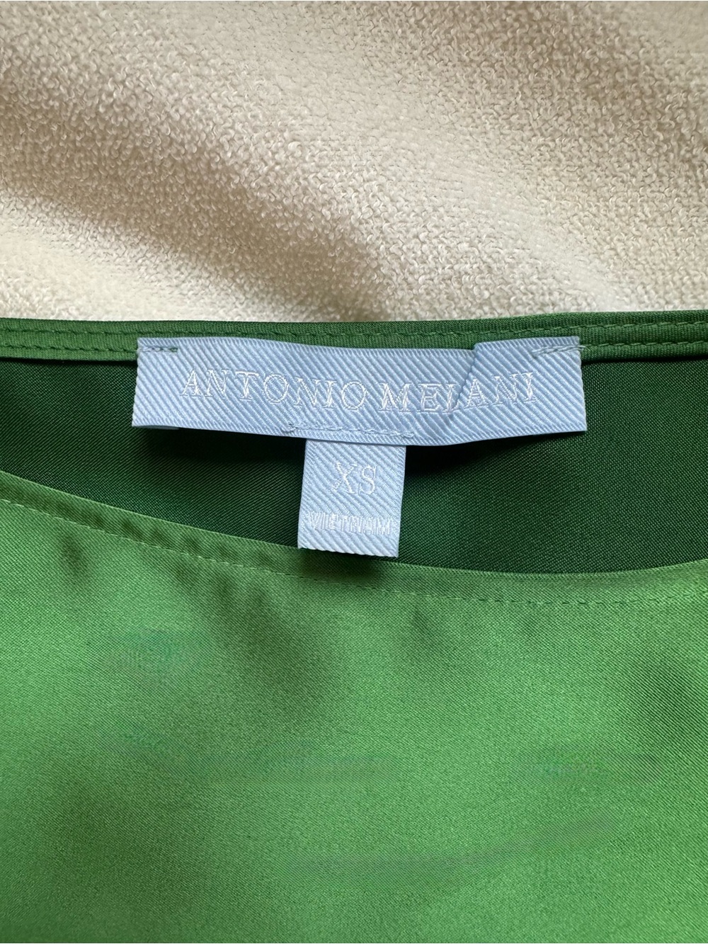 ANTONIO MELANI Green Long Sleeve Satin Set - Picture 4 of 5